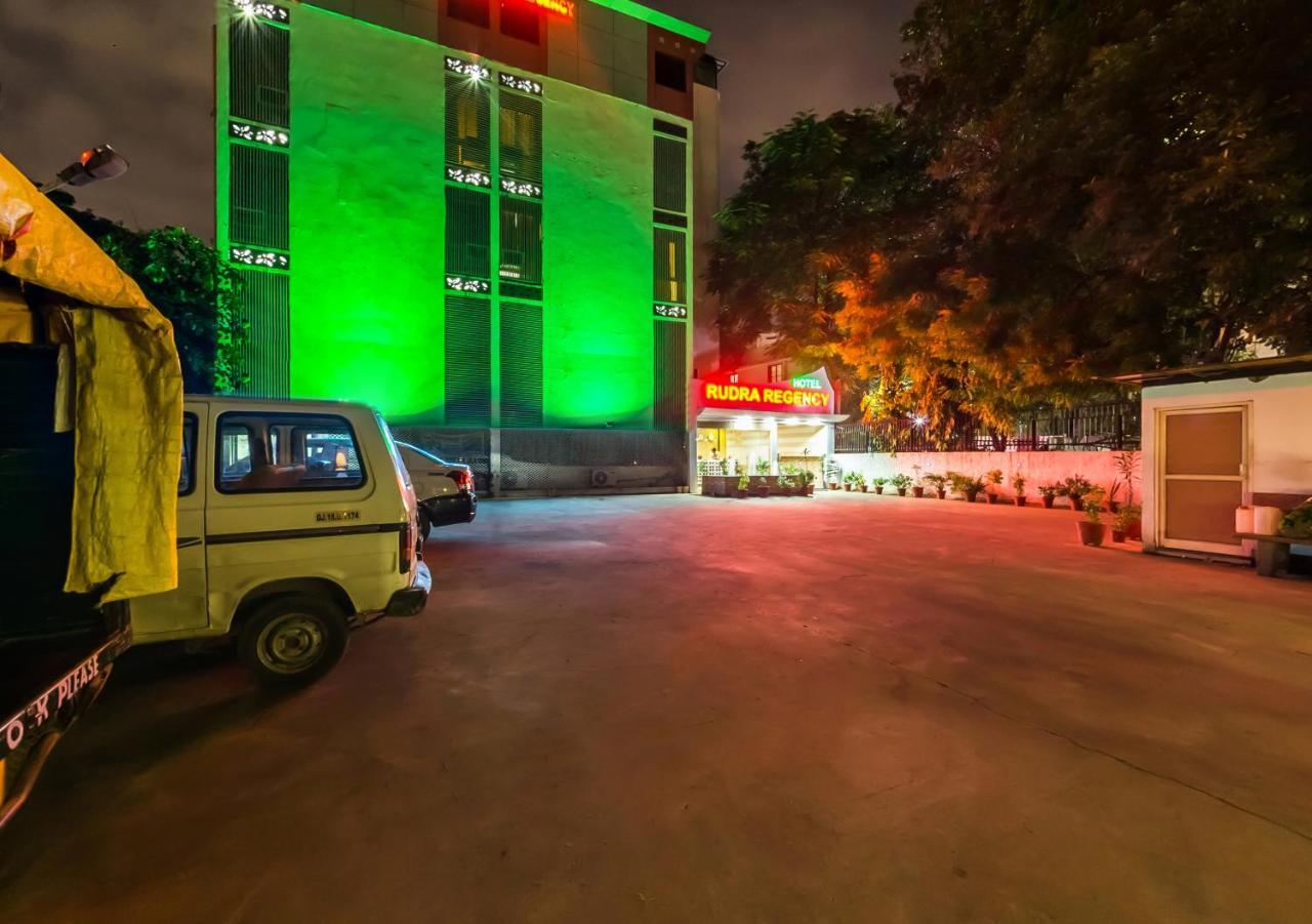 Hotel Rudra Regency Ahmedabad Extérieur photo