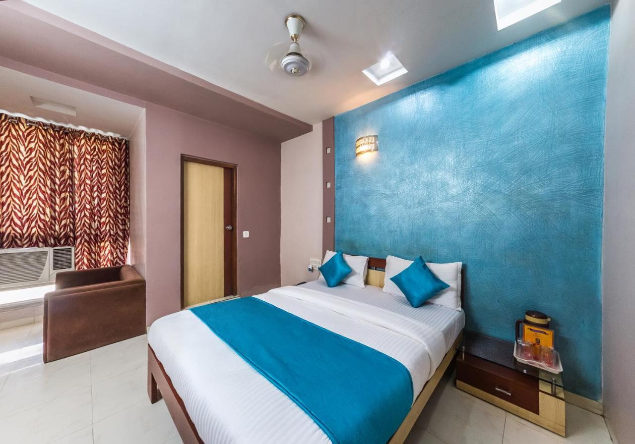 Hotel Rudra Regency Ahmedabad Extérieur photo